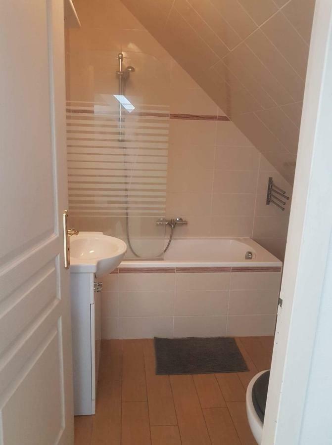 Orleans Appartement 2 Chambres Avec Parking Exterior foto